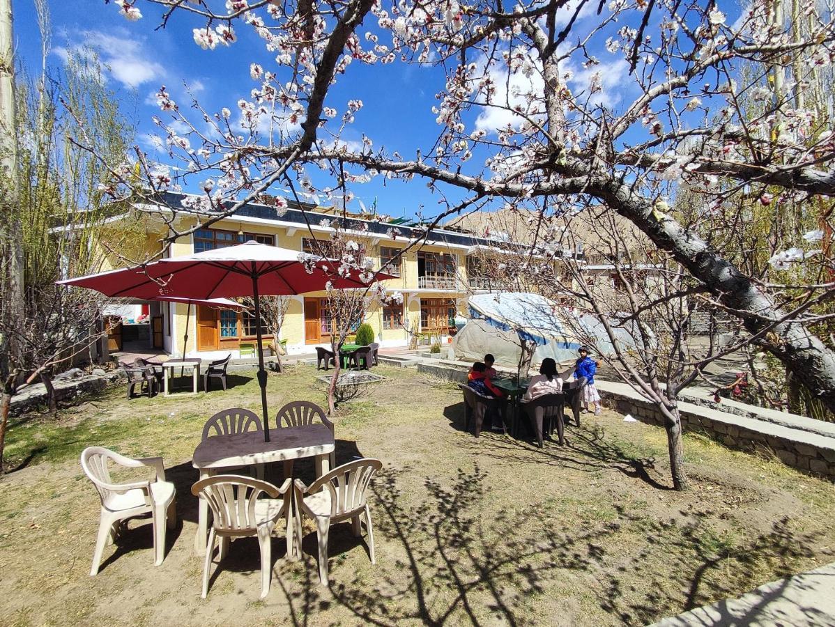 Snow Lion Ladakh Hotel Leh Exterior foto